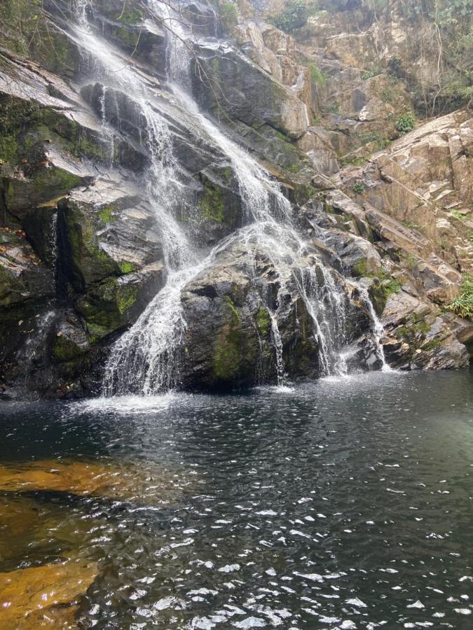 São Roque de Minas Pousada Nikimbaヴィラ エクステリア 写真